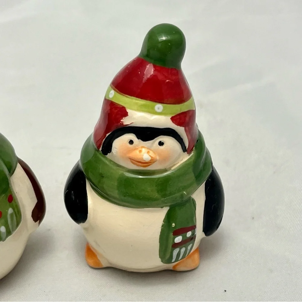 Whimsical Winter Snowman & Penguin Salt/Pepper Shakers, Rubber Stoppers, Vintage